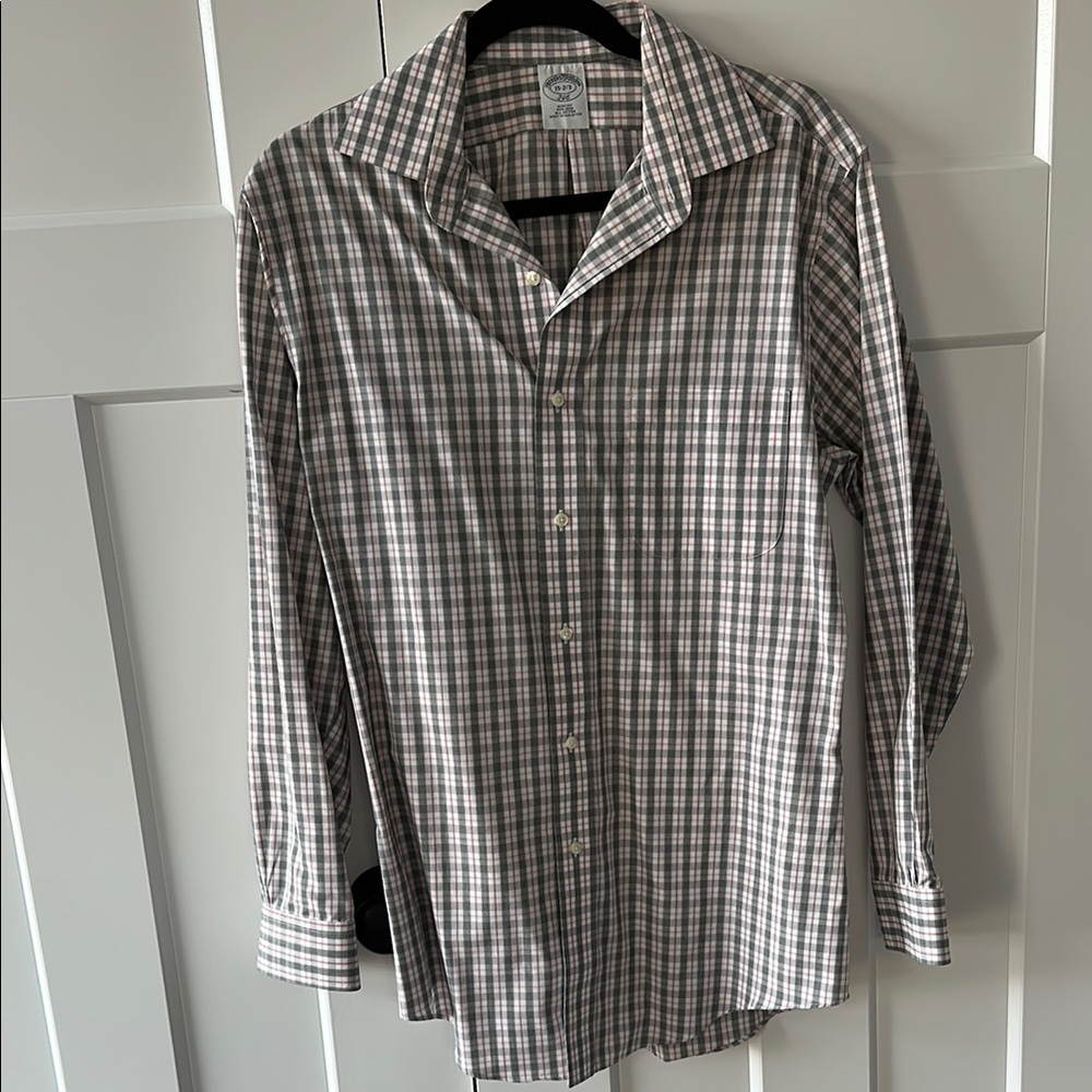 Brooks Brothers Gray and White Casual Button Down Shirt